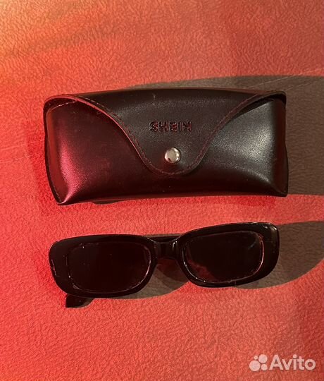 Солнцезащитные очки