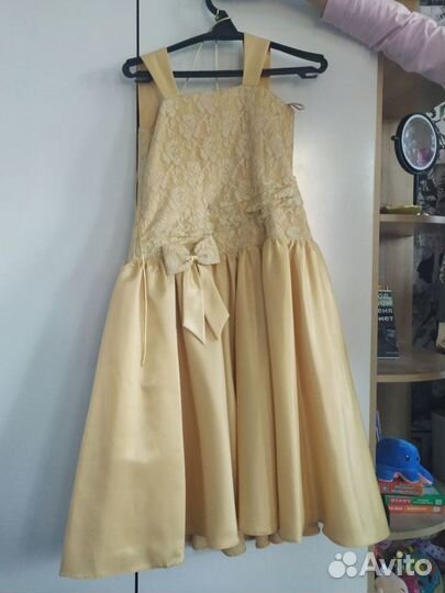 Платье нарядное