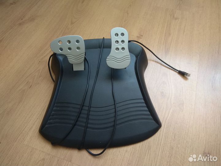 Руль с педалями компьютерный Genius Speed Wheel 3