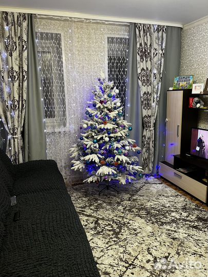 Елка искусственная заснеженная