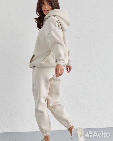 Спортивный костюм женский теплый