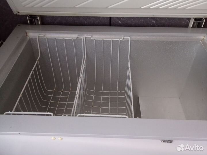 Морозильная камера (ларь)