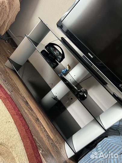 Тумба под телевизор