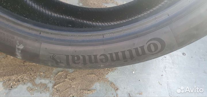 Continental PremiumContact 6 275/35 R22 104Y