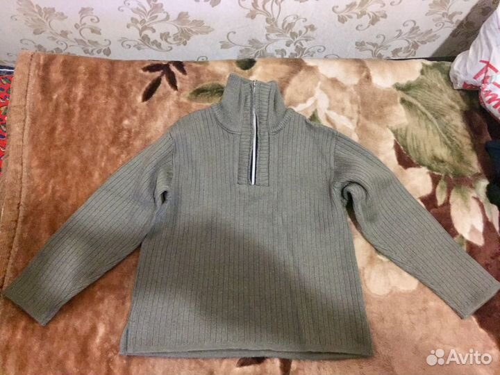 Толстовки, свитера