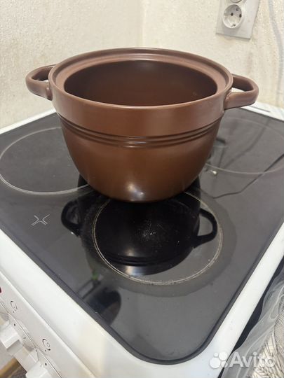 Кастрюли глиняные бу