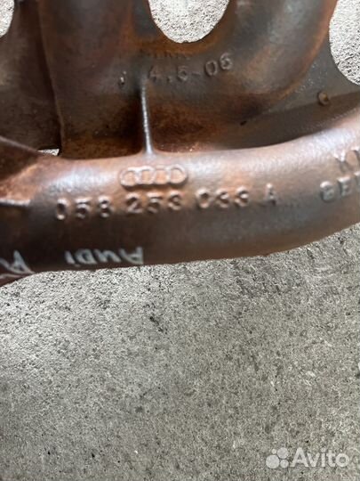 Коллектор выпускной Audi A4 1.8л ADR Passat B5