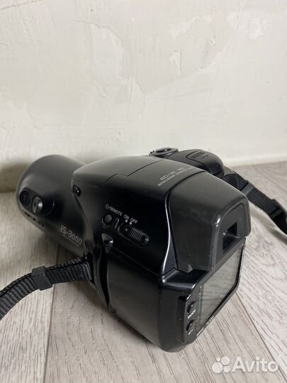 Olympus IS 3000 Пленочный зеркальный фотоаппарат