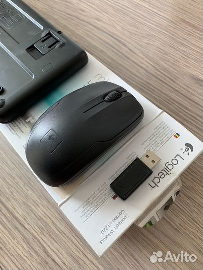 Безпроводная клавиатура и мышь logitech
