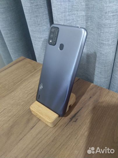 Itel A48, 2/32 ГБ