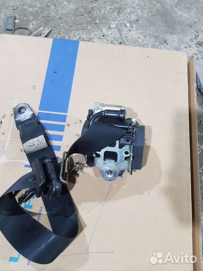 Ремень безопасности Ford fusion