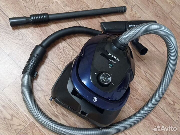 М О Щ Н Ы Й Пылесос L G