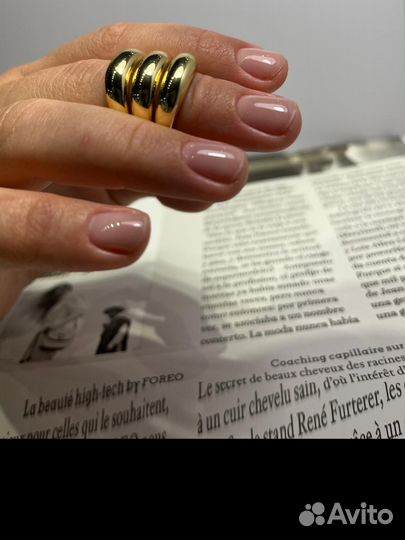 Маникюр и педикюр