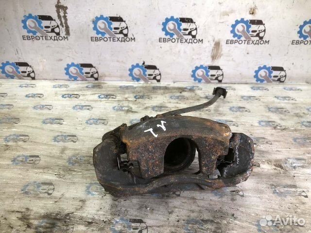 Суппорт передний правый Citroen Berlingo KFW TU3A