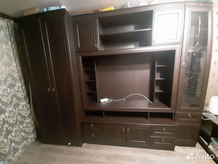 Стенка в гостиную со шкафом под тв бу