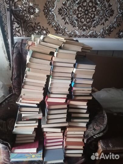 Книги отдам бесплатно