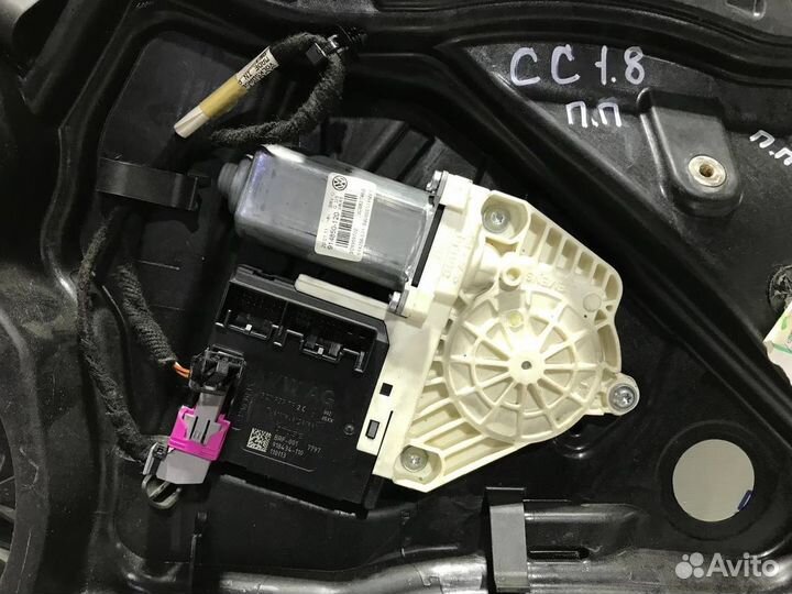 Стеклоподъемник Volkswagen Passat CC