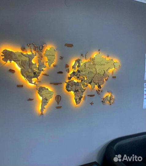 Карта мира из дерева С подсветкой