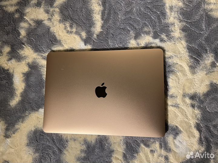 MacBook Air 2020 M1 8/256 Акб 84 Gold