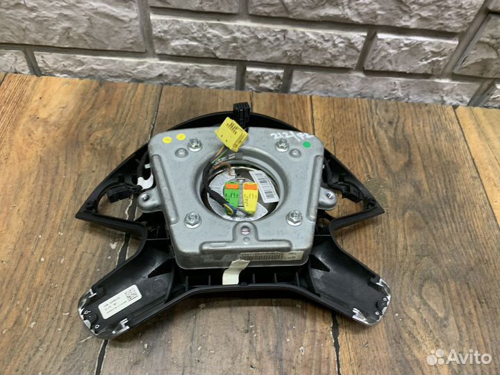 Mercedes Benz E W212 Подушка безопасности в руль