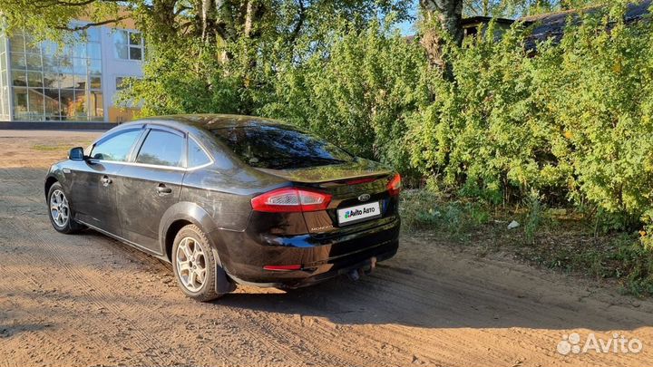 Ford Mondeo 1.6 МТ, 2011, 204 189 км