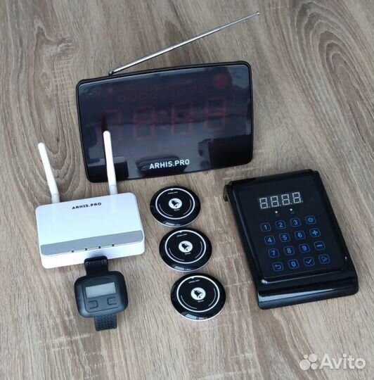 Кнопка вызова официанта комплект с часами и табло