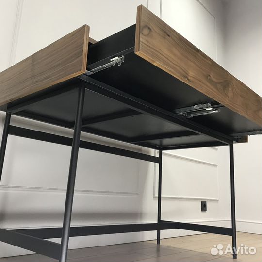 Стол письменный Bruno