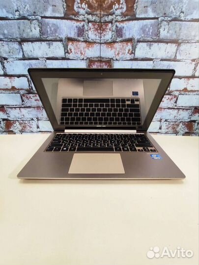 Ультрабук Asus zenbook