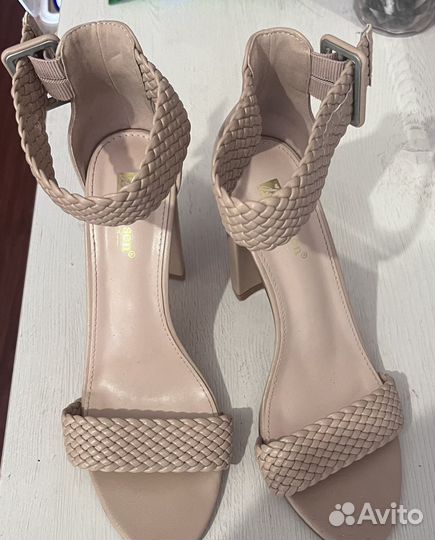 Туфли женские 39 размер