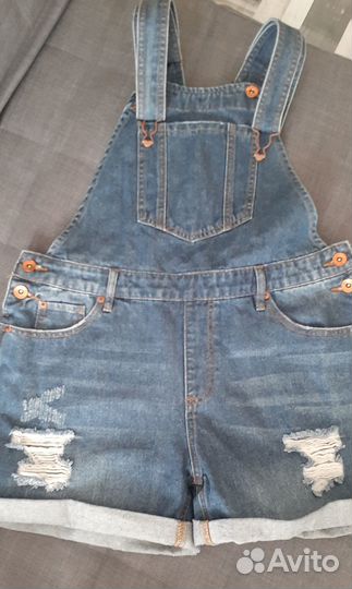 Комбинезон джинсовый