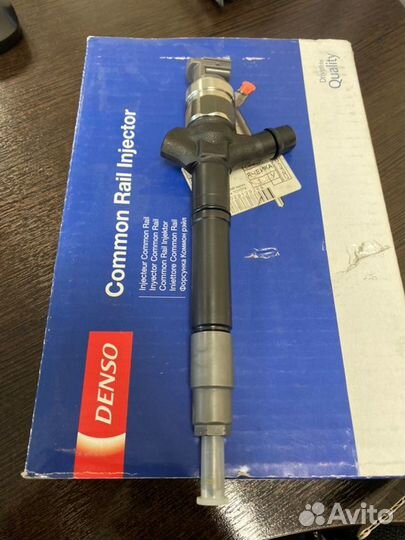 Форсунка топливная Toyota Land Cruiser 200 4.5D