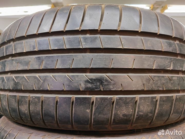 Bridgestone Alenza 001 235/50 R19 99V