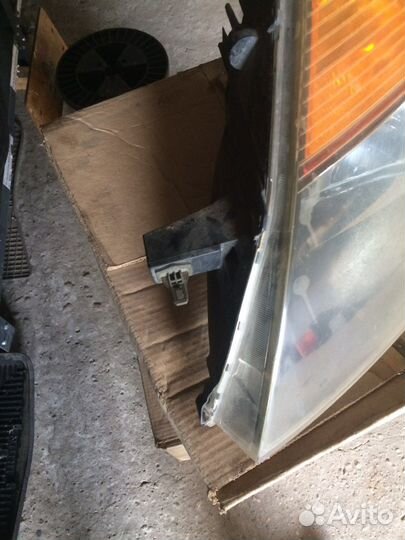 Галогеновая фара