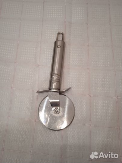 Нож для нарезки пирогов, лепёшек, пицц