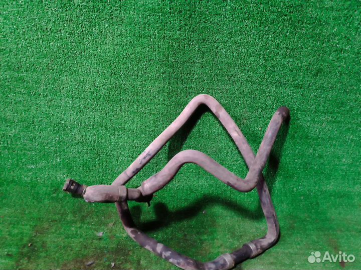 Патрубок отопителя Ford Focus II (2005—2008)