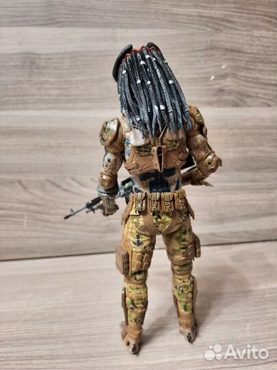 Emissary Predator II / The Predator / Neca