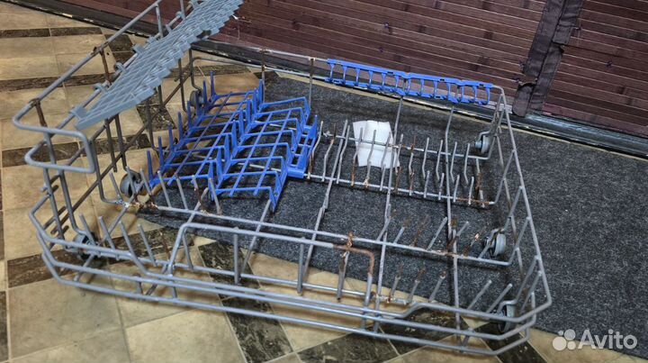 Компактная посудомоечная машина Бирюса DWC-506/7 M