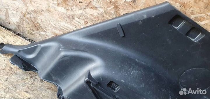 Обшивка багажника правая Kia Sportage 2016-2021