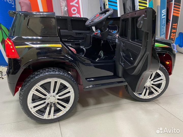 Детский электромобиль Toyota