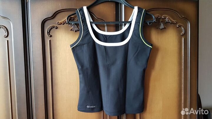 Топ спортивный anniluce, черный