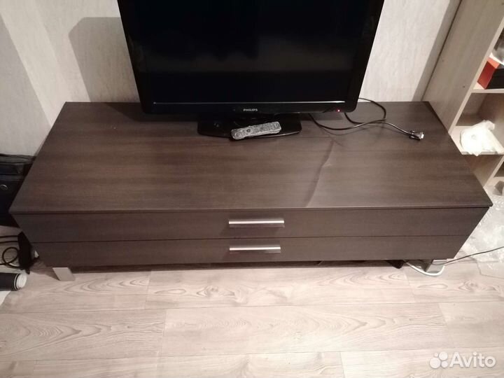 Тумба под телевизор