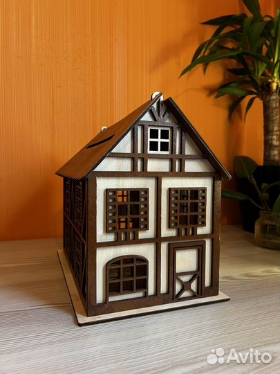 Свадебный домик для конвертов с поздравлениями