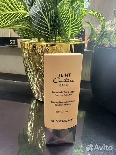 Тональный крем givenchy