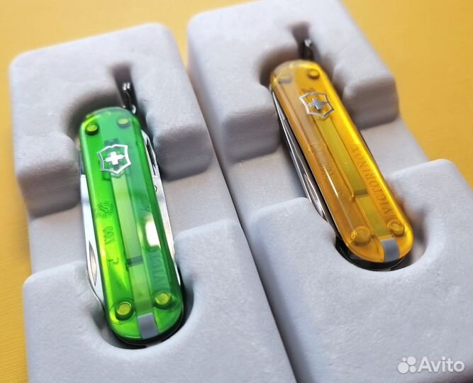 Яркий Victorinox в вашем кармане