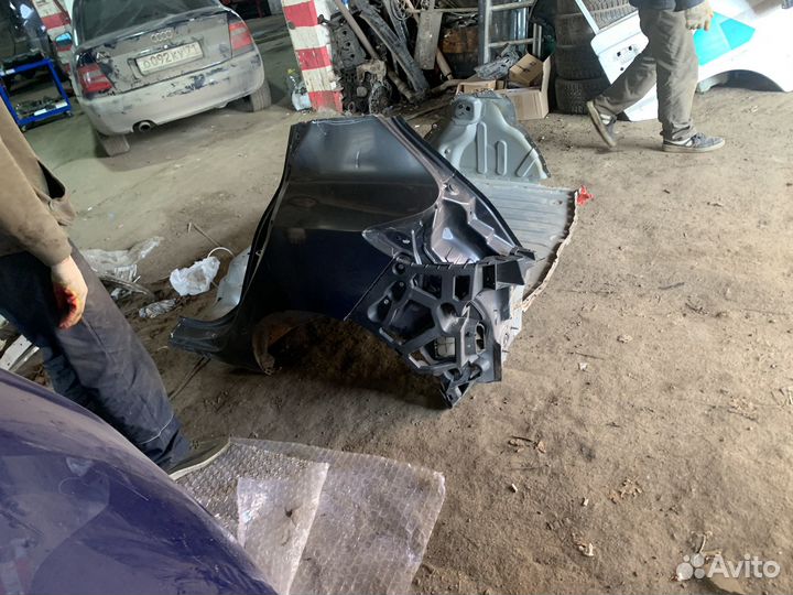 Четверть задняя левая renault megan