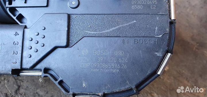 Моторчик стеклоочистителя передний Opel Astra J 2