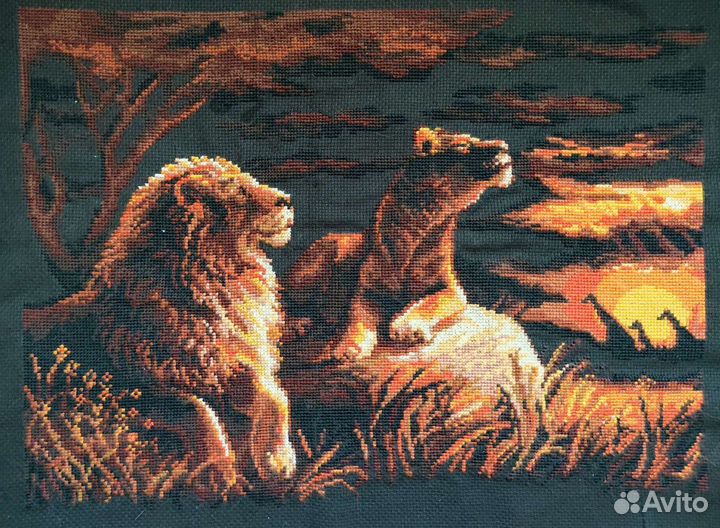 Вышивка крестом картина Львы на закате