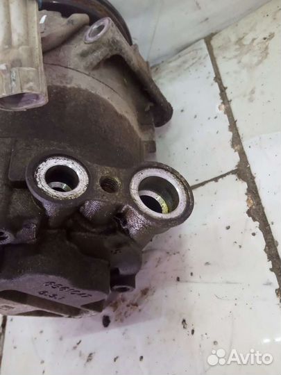 Компрессор кондиционера Opel Astra H