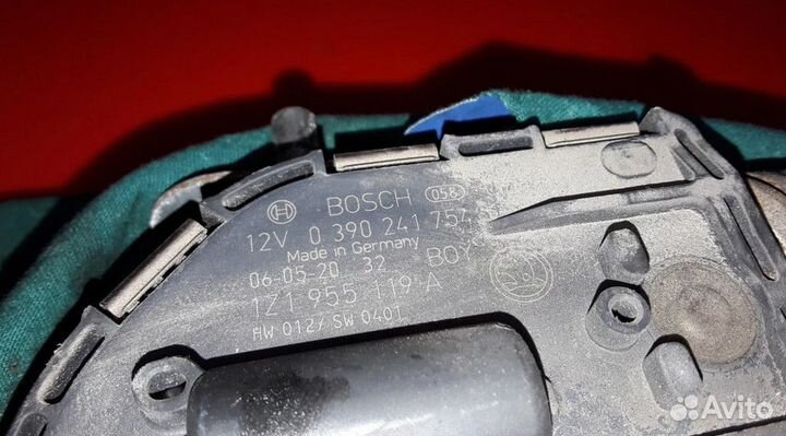 Моторчик стеклоочистителя, 0390241754 Skoda Octavia Mk2 (1Z) При звонке назовите, пожалуйста, этот а