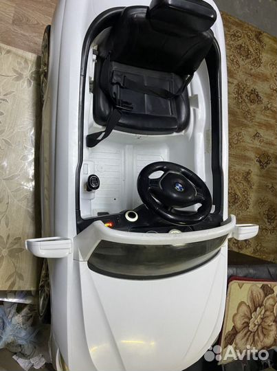 Детская машина на аккумуляторе с пультом